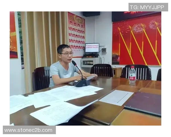 上海篮球队比赛经验分析与提升策略探讨